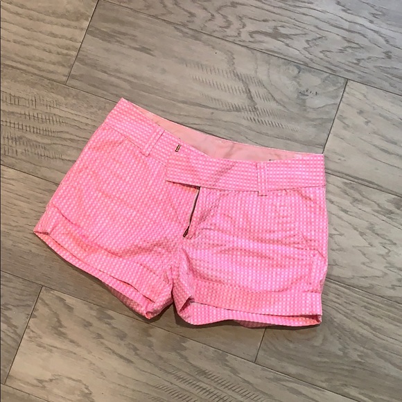 Lilly Pulitzer Pants - Bright pink Lilly Pulitzer Barclay Short, size 0